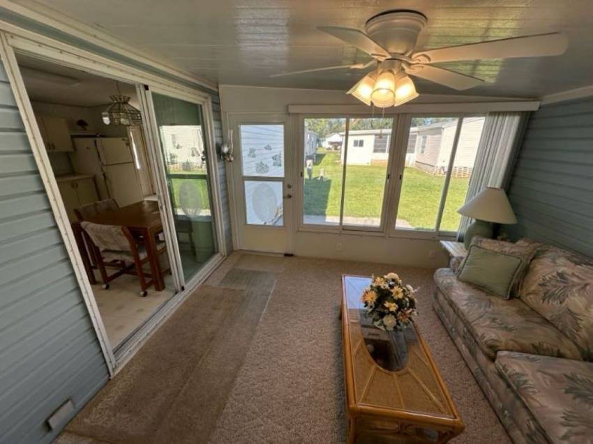 252 Dixie Circle a Haines City, FL Mobile or Manufactured Home for Sale